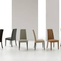Set di sedie BELLINZONA in vari colori e finiture, perfette per ambienti eleganti e moderni, disponibile su Alpe Arredi.