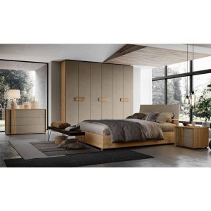 Elegante camera da letto moderna con finiture in legno naturale, grandi finestre panoramicche e arredi di design Alpe Arredi per uno stile minimalista e raffinato.