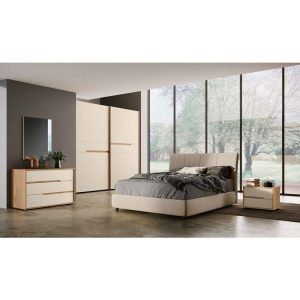 Elegante camera da letto moderna con arredi in legno e grande finestra panoramica, ideale per ambienti raffinati e accoglienti.