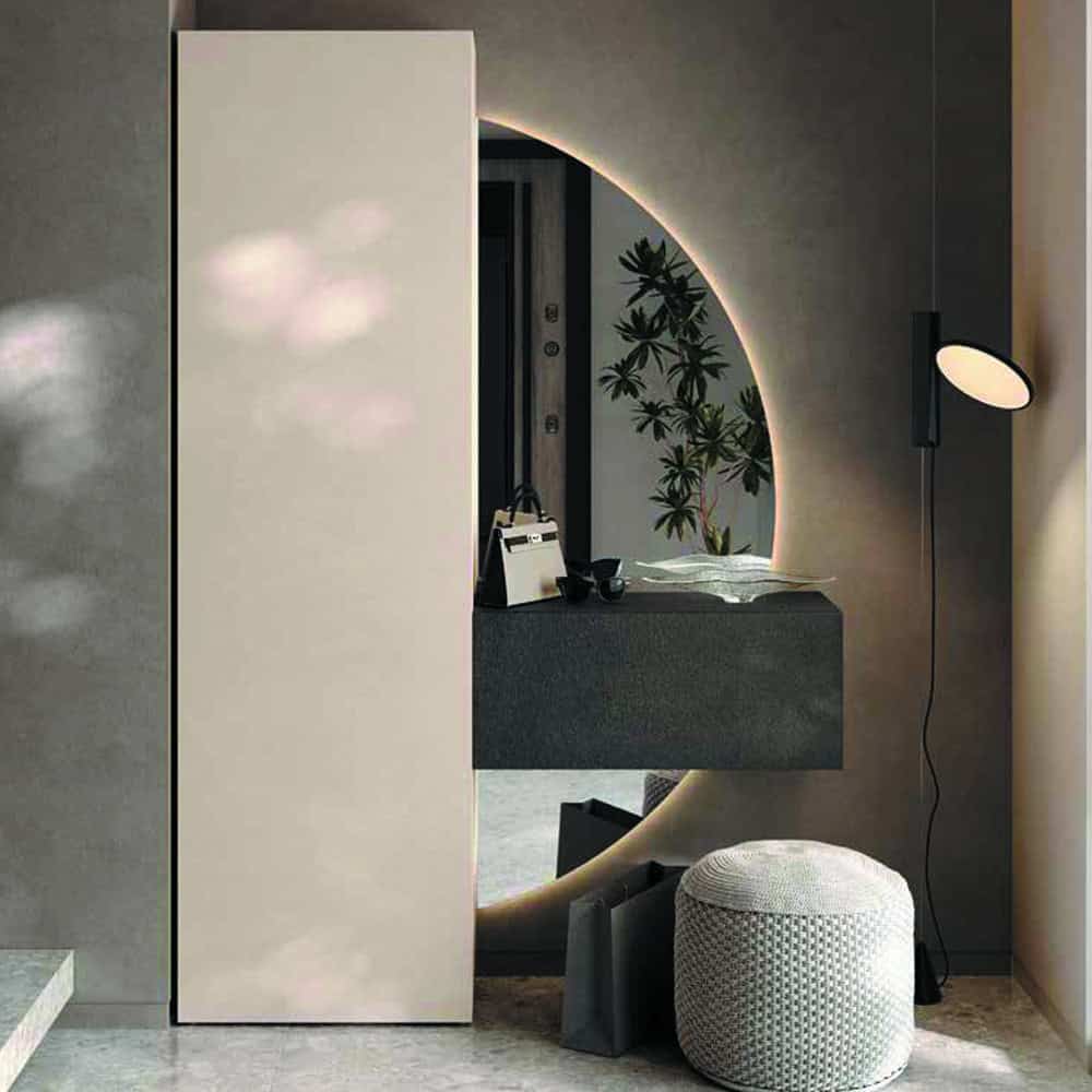 COMP 300 Moderno arredo di interni con elemento divisorio minimalista e specchio rotondo con illuminazione LED integrata. Ideale per ambienti eleganti e di design, con complements in stile contemporaneo.