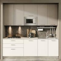 Cucina moderna con ante beige e elettrodomestici integrati, ideale per ambienti contemporanei.